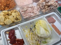 -成都你六姐·牛肉冒菜(信泰中心商场店)