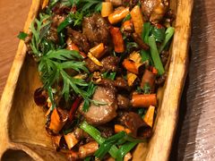 爆炒五花肉-老滇山寨•云南特色菜•地方菜•民族风情歌舞表演(金碧店)