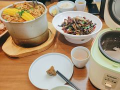 -有红鸡毛店·川菜(建设路店)