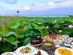 -七的湖·晚芳亭·阳澄湖农家菜·大闸蟹(莲花岛店)