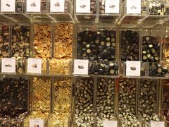 -VENCHI 闻绮(北京国贸商城店)