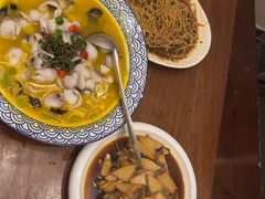 -鼎夫人·小酒文化餐厅(淡水桥店)