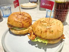 -必胜客(漕宝路店)