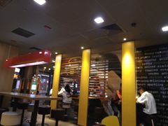 门面-麦当劳(海岸城店)