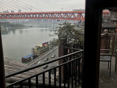 -屋顶顶城市·江景酒店-客房部