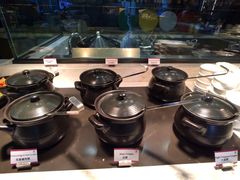 -飨食汇全日制餐厅·昆山皇冠假日酒店(九方店)