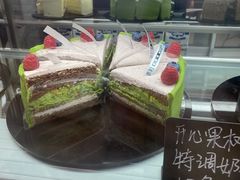 -卷们·现制生日蛋糕·蓝风车动物奶油(金源店)