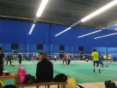-中地华冠羽毛球俱乐部