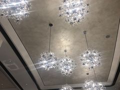 -浅深(世茂滨江精品店)