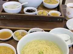 -蟹上黄·蟹黄面·江南糖水(人民广场店)