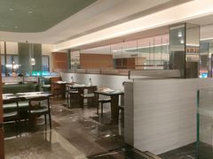 -东方红海鲜百汇(国际大厦店)