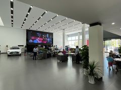 -弘仁宝佳比亚迪4S店(宝山旗舰店)
