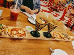 -城市大道红炉披萨烘焙坊