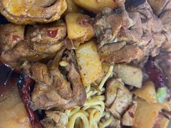 -牛一嘴·兰州牛肉面·大盘鸡(财富中心店)