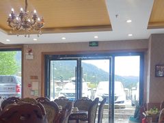 -鲁朗纳麦石锅鸡庄园