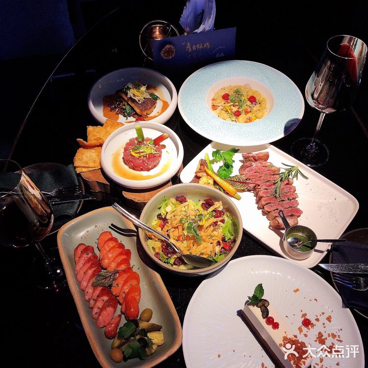 杭州氛围感💯西餐厅——EATA牛肉酒廊