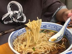 -沪西老弄堂面馆(定西路店)