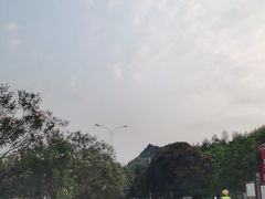 -伊岭岩风景区