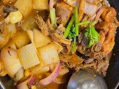 港式牛腩牛杂煲-蜀八婆鲍鱼鸡煲虾(宝安坪洲店)