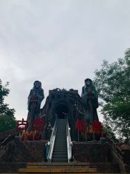 -郑州市世纪公园
