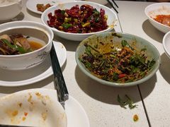 -泉上·发现DISCOVERY ·黔菜餐厅(银海元隆广场店)
