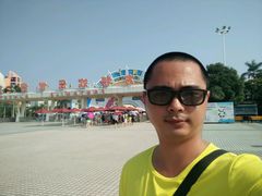 -汕头蓝水星欢乐世界
