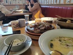 -蜜桃餐厅·伴山(绿宝广场店)