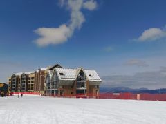 -鳌山滑雪度假区