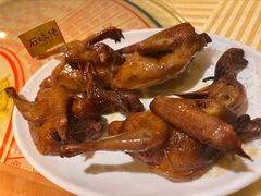 驰名石岐乳鸽-石岐佬中山菜馆(张溪店)