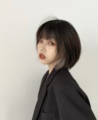 -丝语萱形象
