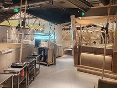 -蚂蚁洞·烤肉大营地(上海静安大悦城店)