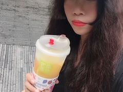 -奈雪的茶(华侨城创意园店)