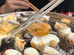 -围炉肉舍•炭烤活鳗•丹东海鲜烤肉(步行街店)