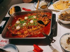 -三江源活鱼现烤(维多利摩尔城店)