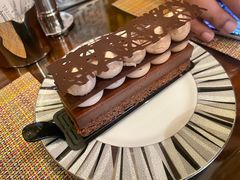 费尔蒙皇家巧克力蛋糕-上海和平饭店维克多咖啡厅 Victor's
