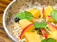 酸奶碗-Brut Eatery Wine Bar & Restaurant (建国东路店)