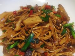 -唐师傅湘西名菜馆(武陵路店)
