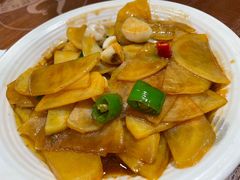 -老滇山寨•云南特色菜•地方菜•民族风情歌舞表演(金碧店)