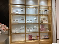 面包甜点陈列柜-KOI Thé(力宝广场店)