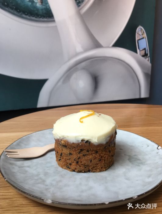 wagas沃歌斯(朝阳大悦城店)胡萝卜节瓜蛋糕图片