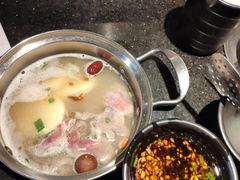 -汤响自助回转火锅百汇(乐峰广场店)