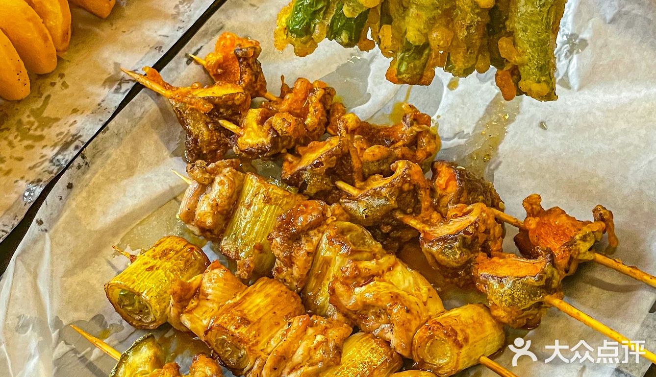 谁能拒绝这家有高达的宝藏炸串🍢呢‼️