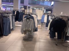 -H&M(鹏欣水游城店)