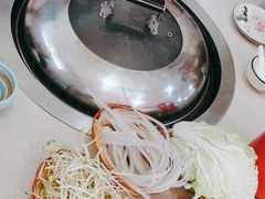 -崔记老东北传奇铁锅炖(横店总店)