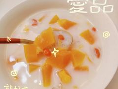 -臻爱住家月嫂育儿嫂(万达店)