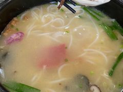 -双桥园·云南过桥米线(古城南门店)