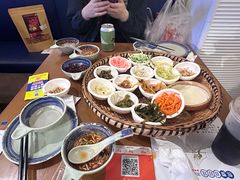 -包整·丝娃娃(一览甲秀楼风景店)