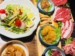 -明洞阿姨·韩式酱蟹烤肉·创意料理(三元桥店)