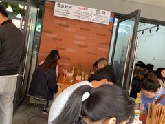 等位区-龍城柳州螺蛳粉(群星路店)