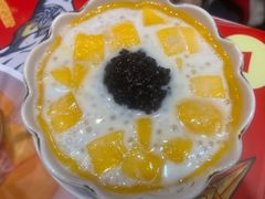 香芒鸳鸯黑糯米-甜心妈妈·榴莲星级糖水(北京路总店)